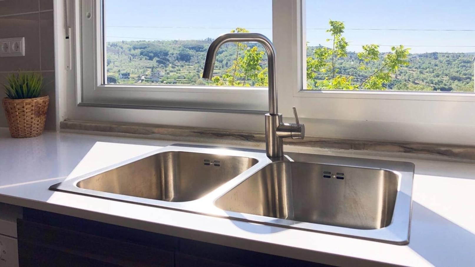 Private V3 Equipped Kitchen & Pool Βίλα Teixoso Εξωτερικό φωτογραφία